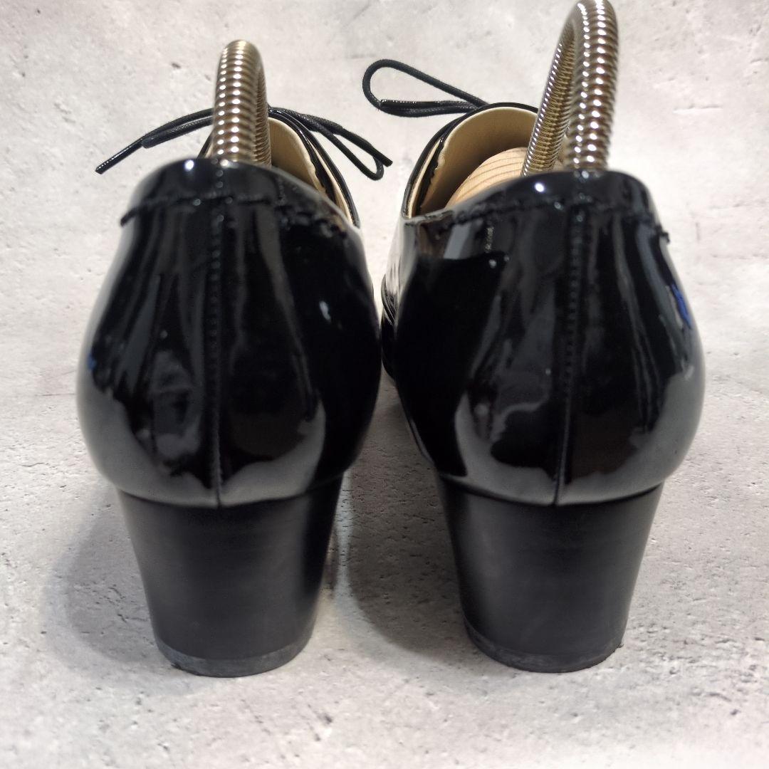 極美品 マーガレットハウエル アイデア ヒールパンプス エナメル 24.5cm