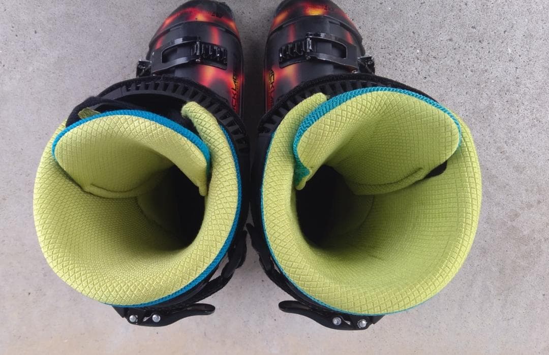 GEN スキーブーツ BLACK LABEL 26 26.5 限定品 20/21 - メルカリ