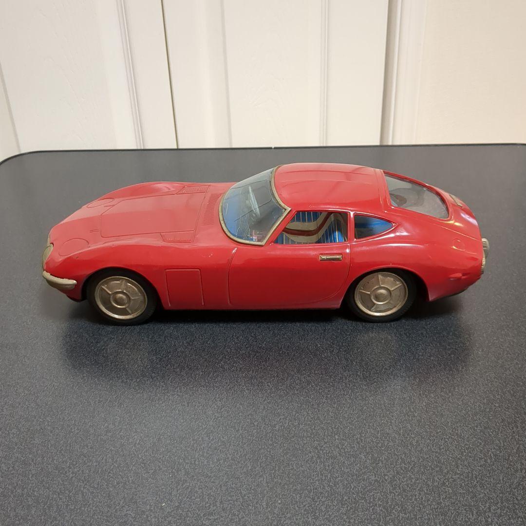 ミ*読様 トヨタ2000GT ブリキ