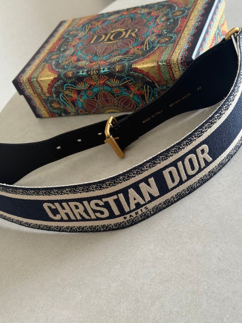 CHRISTIAN DIOR ロゴベルト ネイビー新品未使用 - メルカリ