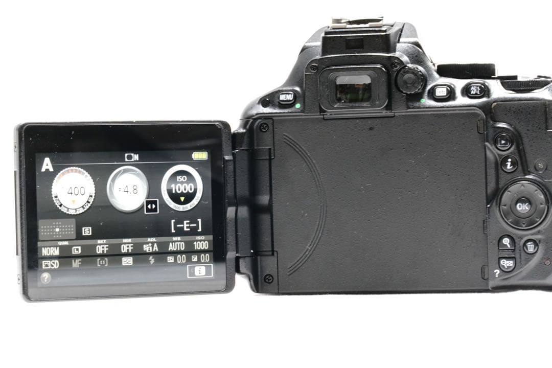 美品 タッチパネル撮影 Wi-Fi対応 Nikon D5500 スマホ転送 - メルカリ