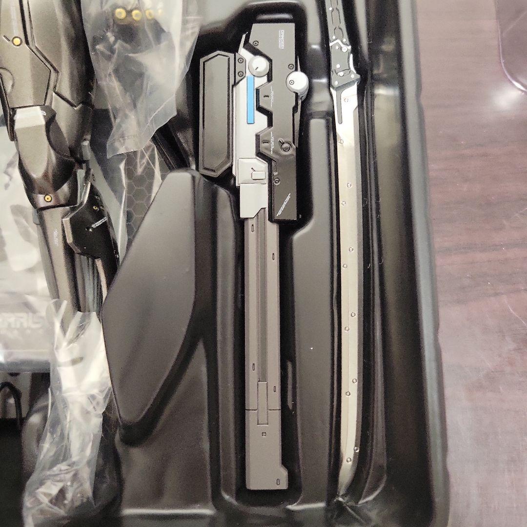 HOT TOYS ビデオゲーム・マスターピース メタルギア ライジング 雷電