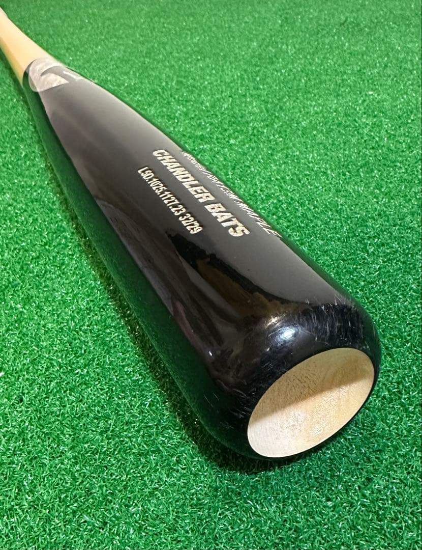 チャンドラー 硬式用木製バット（ロナルド アクーニャjr モデル