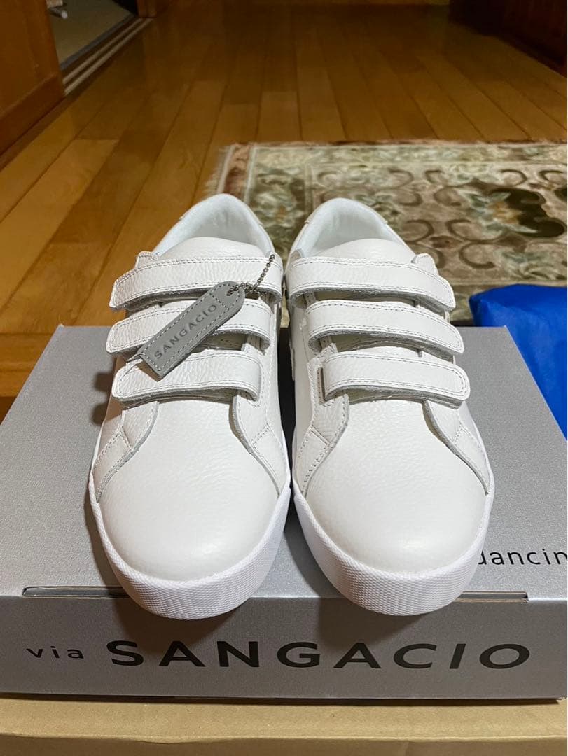 a*u様 サンガッチョ SANGACIO ホワイト スニーカー ベルクロ スニー