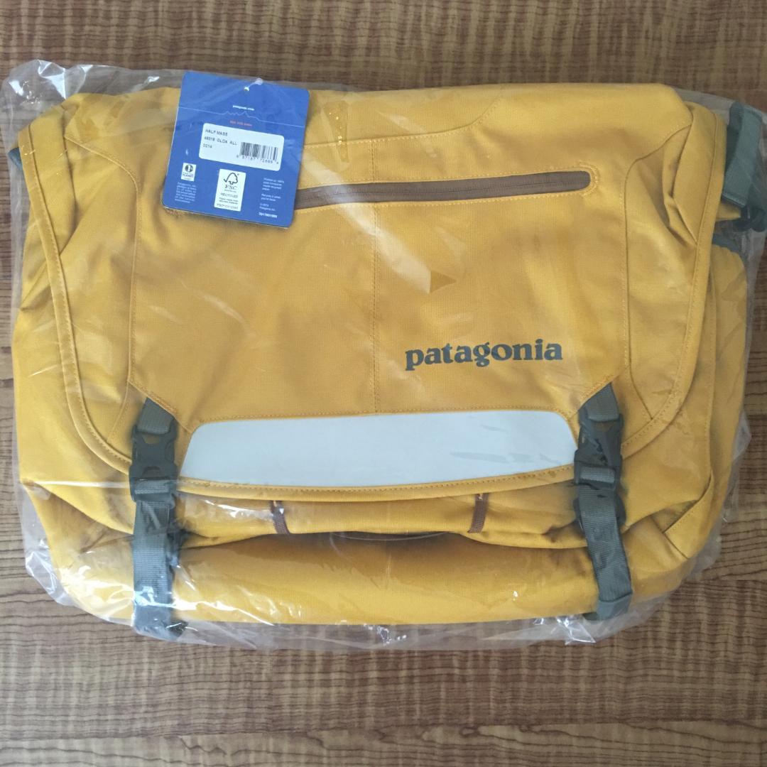 レア・廃番人気モデル‼️パタゴニア ハーフ・マス メッセンジャー
