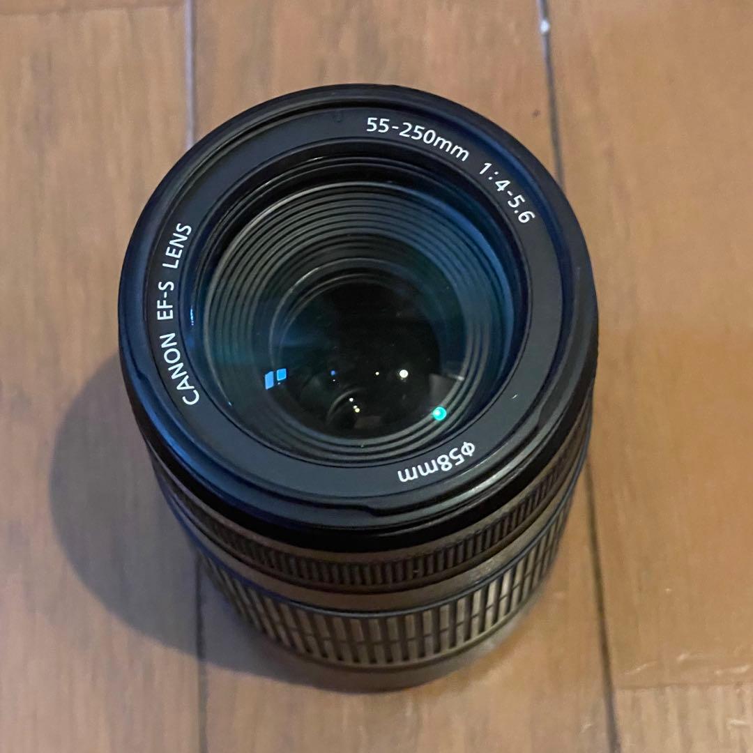 ほぼ新品 キヤノン Canon EF-S 55-250mm f/4-5.6 IS