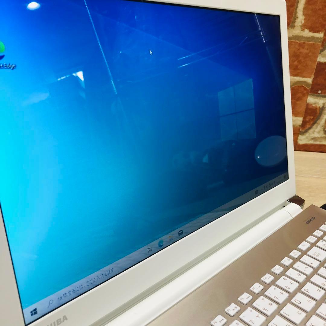 F408⭐️東芝⭐️ノートパソコン dynabook T45/GB HDD960GB