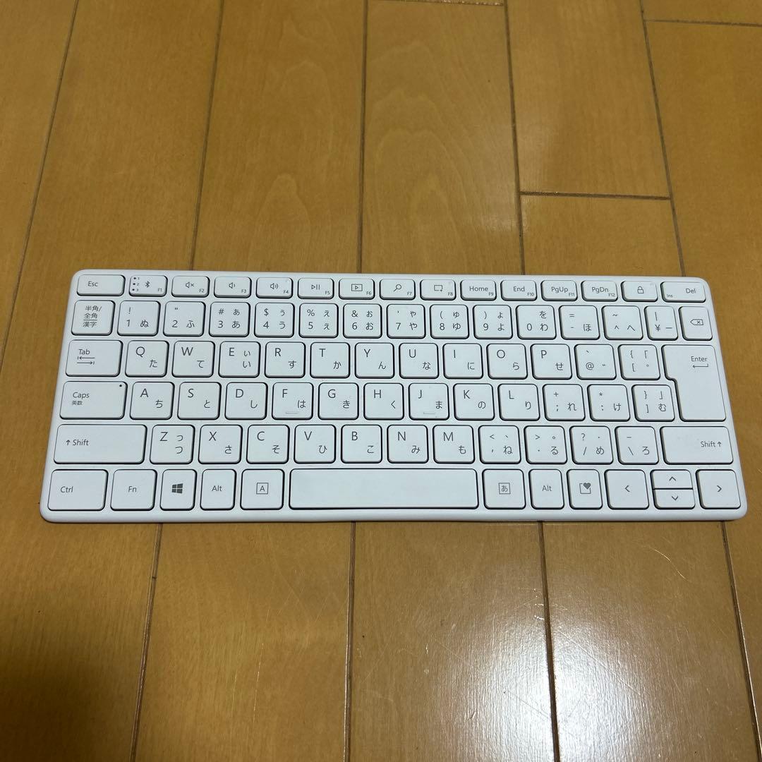 Microsoft デザイナーコンパクトキーボード