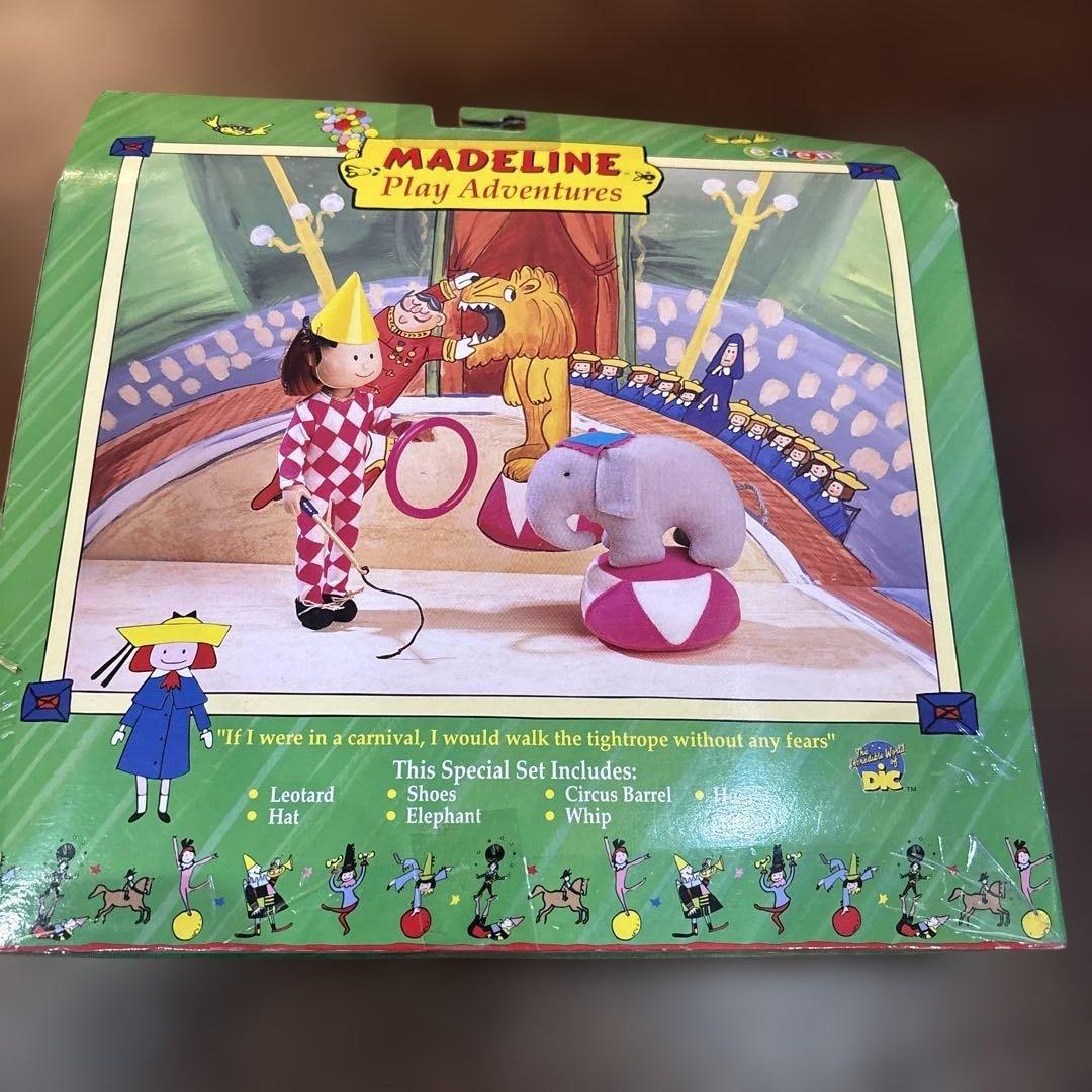 マドレーヌちゃん　8インチドール　小物　お洋服　セット