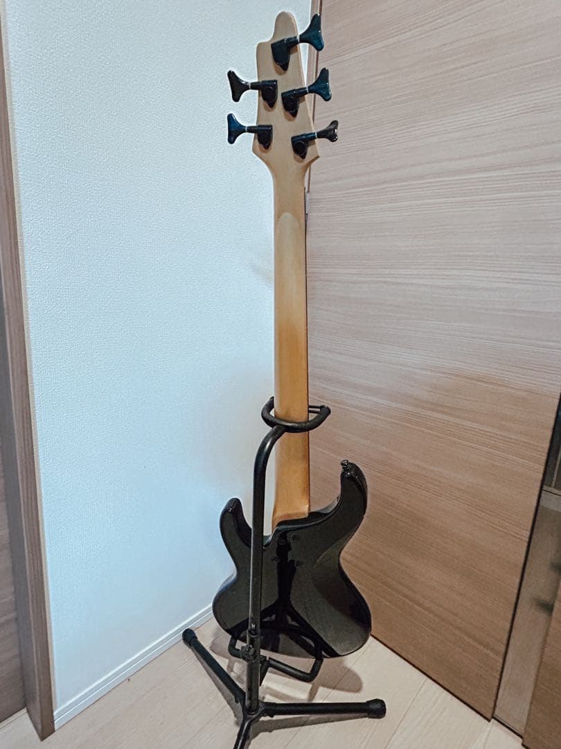 BOSSA TRIBUTE ベース TOBJ-5SP 5弦 - メルカリ