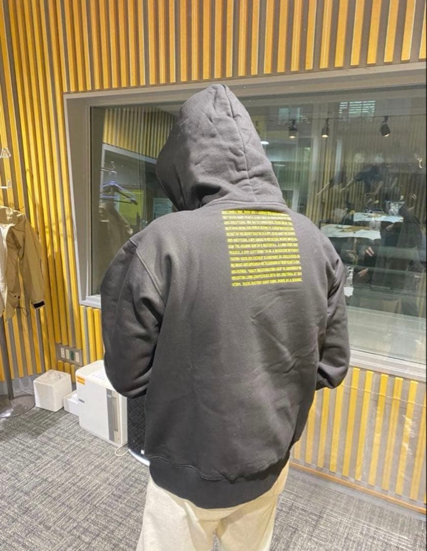 【新品未使用】菅田将暉　オールナイトニッポン　　　パーカー黒 サイズL