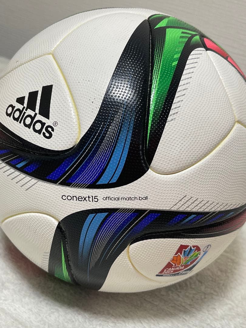 アディダスサッカーボール公式球 5号 CONEXT15 FINAL 2015 - メルカリ