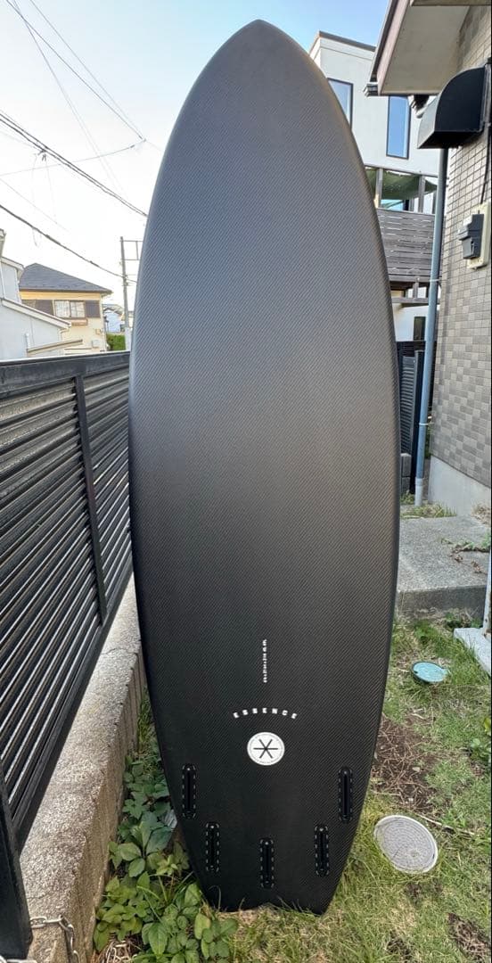 新品！カーボンボードESSENCE FISH FIVE CARBON 6'6