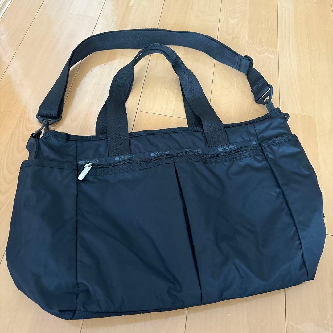 【美品】レスポートサック　黒トート LeSportsac（レスポートサック） トートバッグ CARRYALL ZIP TOTE 2925