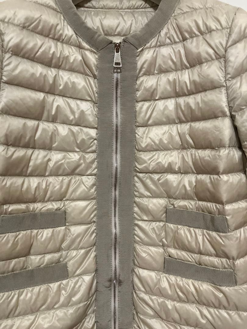 Moncler モンクレール リボンテープノーカラーライトダウンジャケット