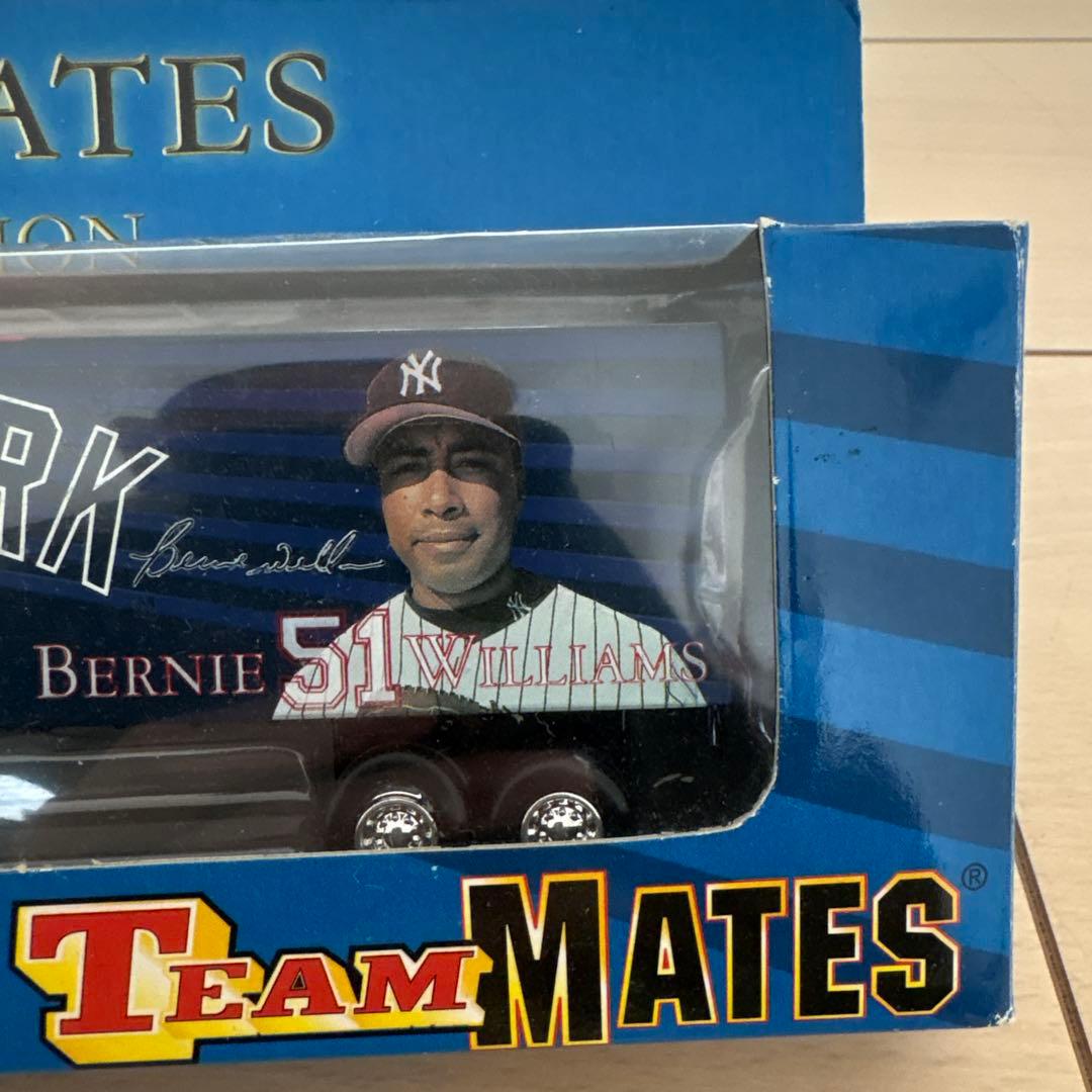 輸入品ニューヨーク・ヤンキース ミニカー トレーラー　トラック　メジャー