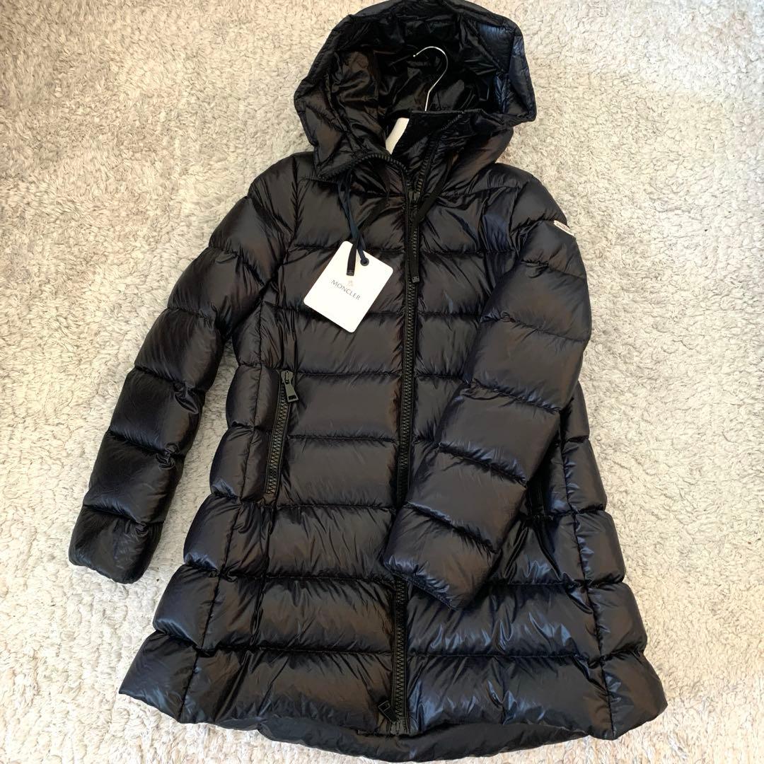 《美品》モンクレール　レディース　ダウンジャケット
