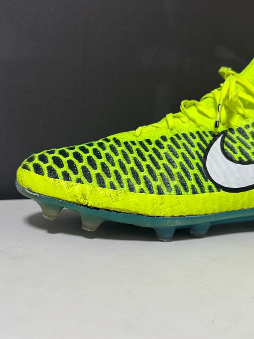 27.5cm NIKE スパイク 初代マジスタオブラ FG ボルトイエロー