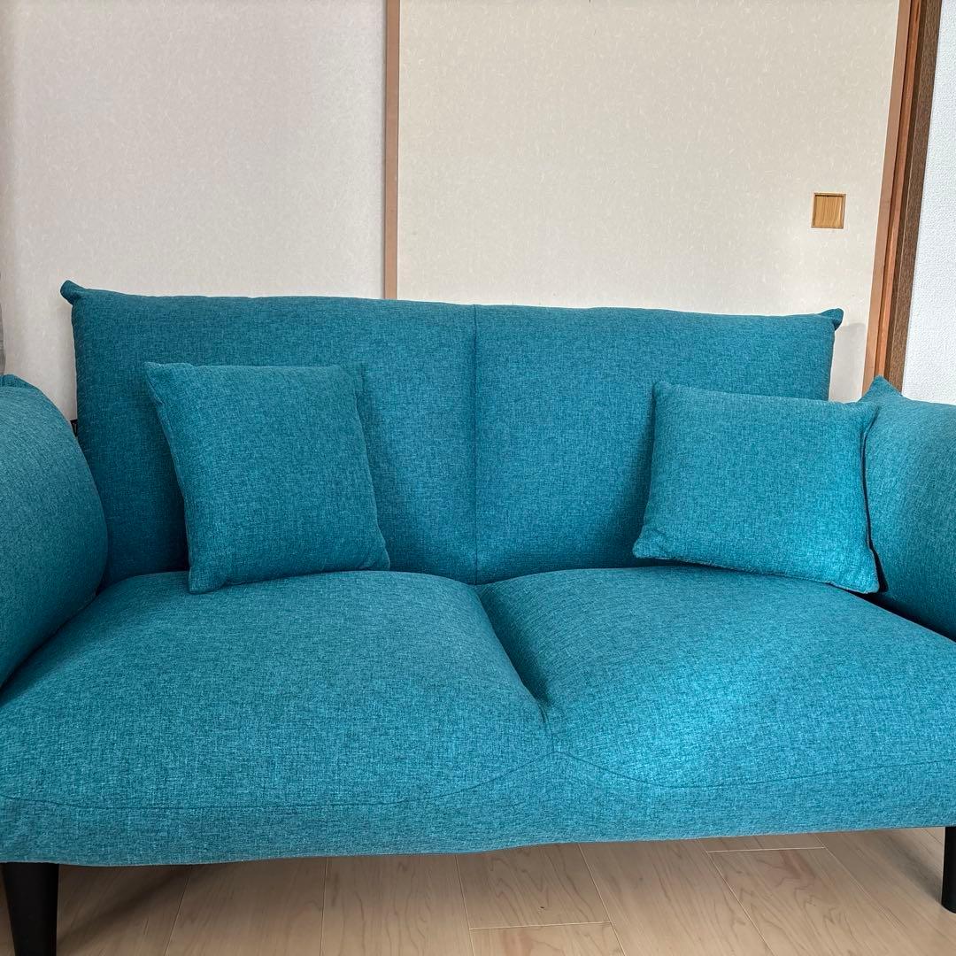 12/10〜30までの引き渡し限定2人掛けソファ