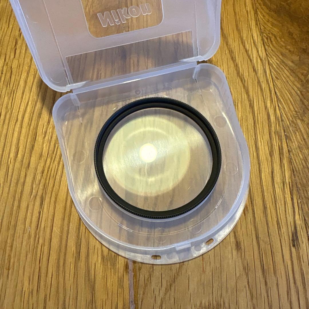 ほぼ新品】 Nikon 単焦点レンズ 28mm 入手困難なスクエアレンズフード