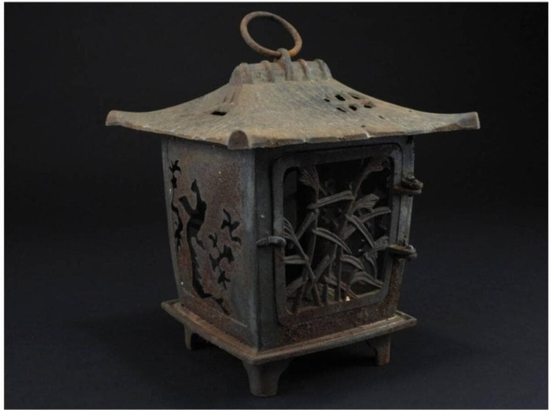 美術品商】時代.鉄製松竹梅透.四角吊灯籠.吊灯篭.灯籠.燈篭.燈籠□仏具