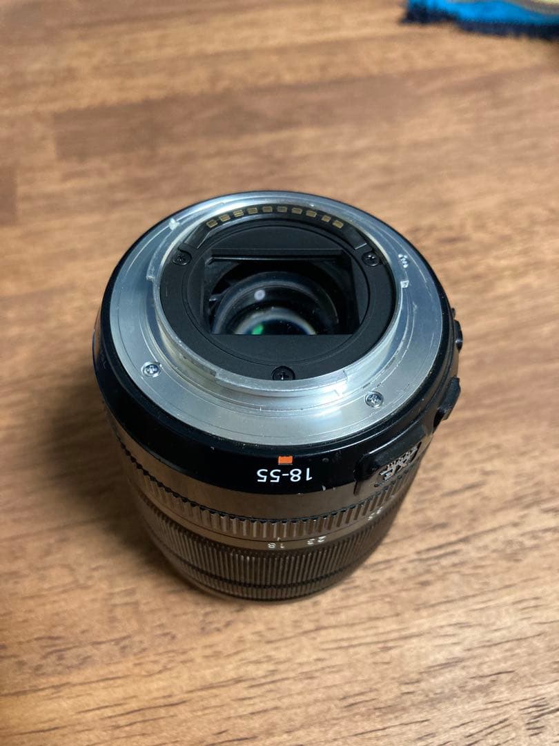 FUJIFILM XF18-55mm F2.4-4 R LM OIS(傷汚れあり