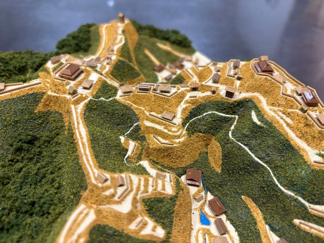 【週末まで22,000円‼️】城ラマ　高天神城　ジオラマ模型