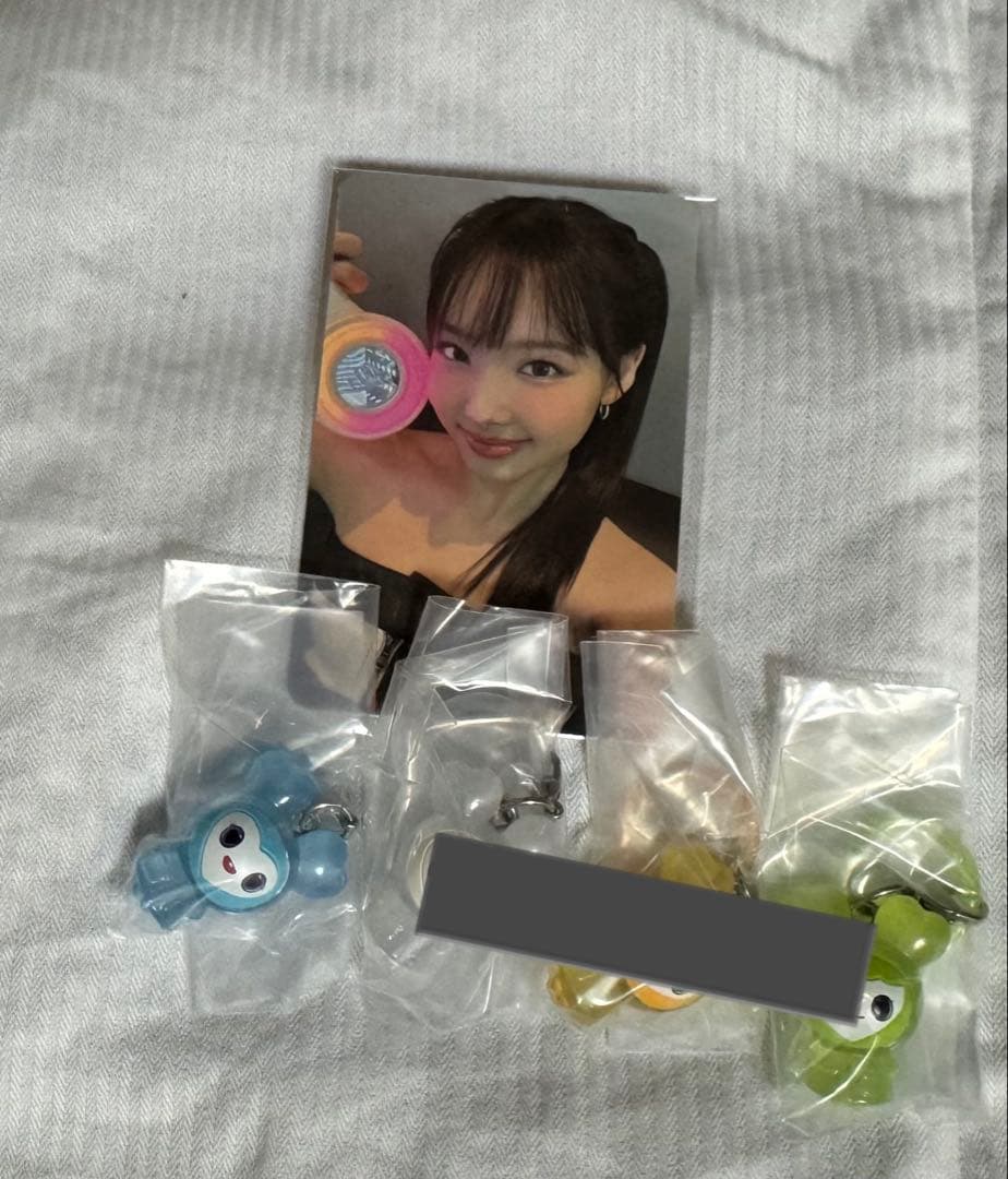 TWICE ナヨン ペンライト トレカ - メルカリ