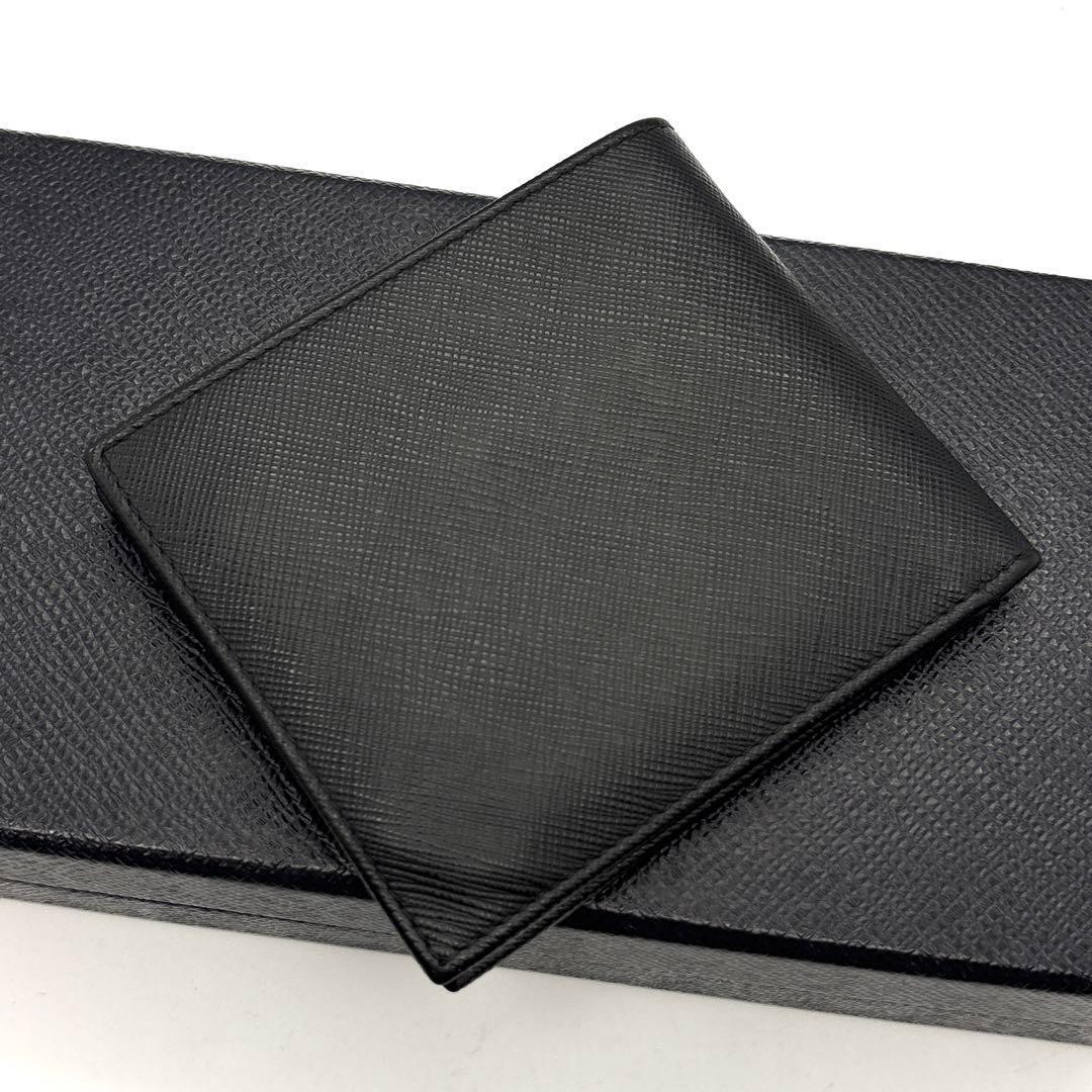 極美品◇PRADA 二つ折り財布 サフィアーノ 三角プレート 黒 - メルカリ