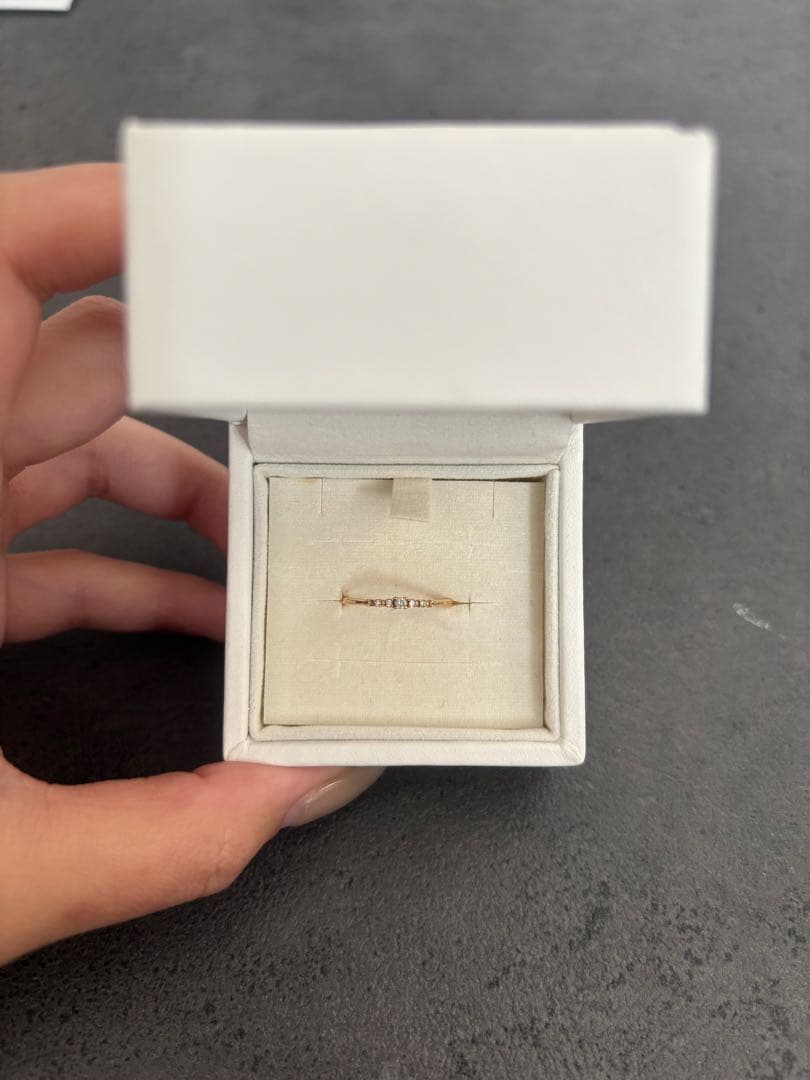 《31日まで限定価格》agete K10ダイヤモンドリング