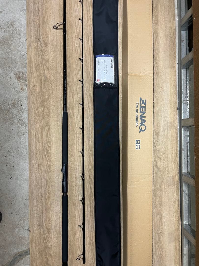 ゼナック　ミュートスアキュラ100hh タイプR