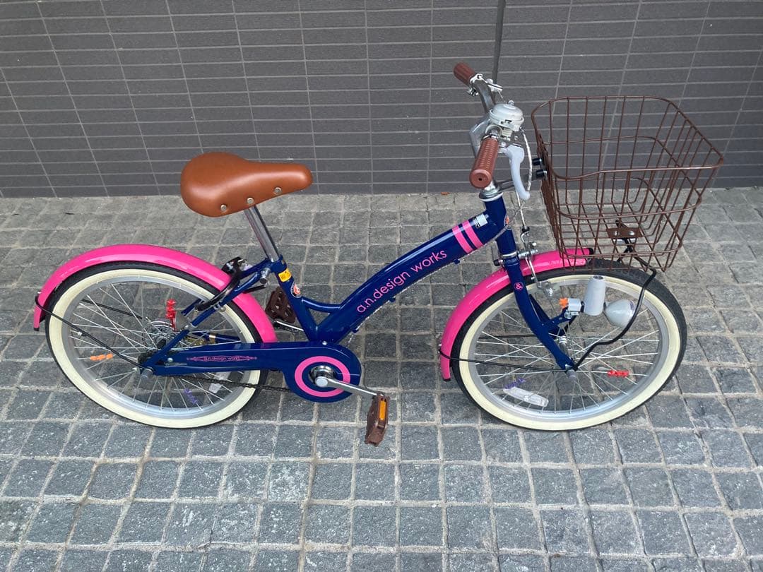 a.n.design works 子供用自転車 ネイビー/ピンク　20インチ