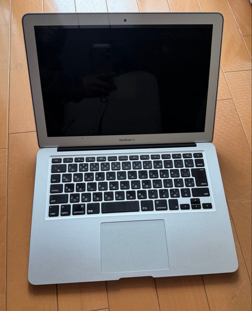 MacBook Air シルバー 本体 2017年モデル - メルカリ