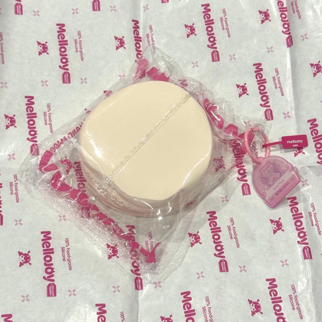 a*m様 mellojoyスクイーズ 贅沢スフレ ストロベリー - メルカリ