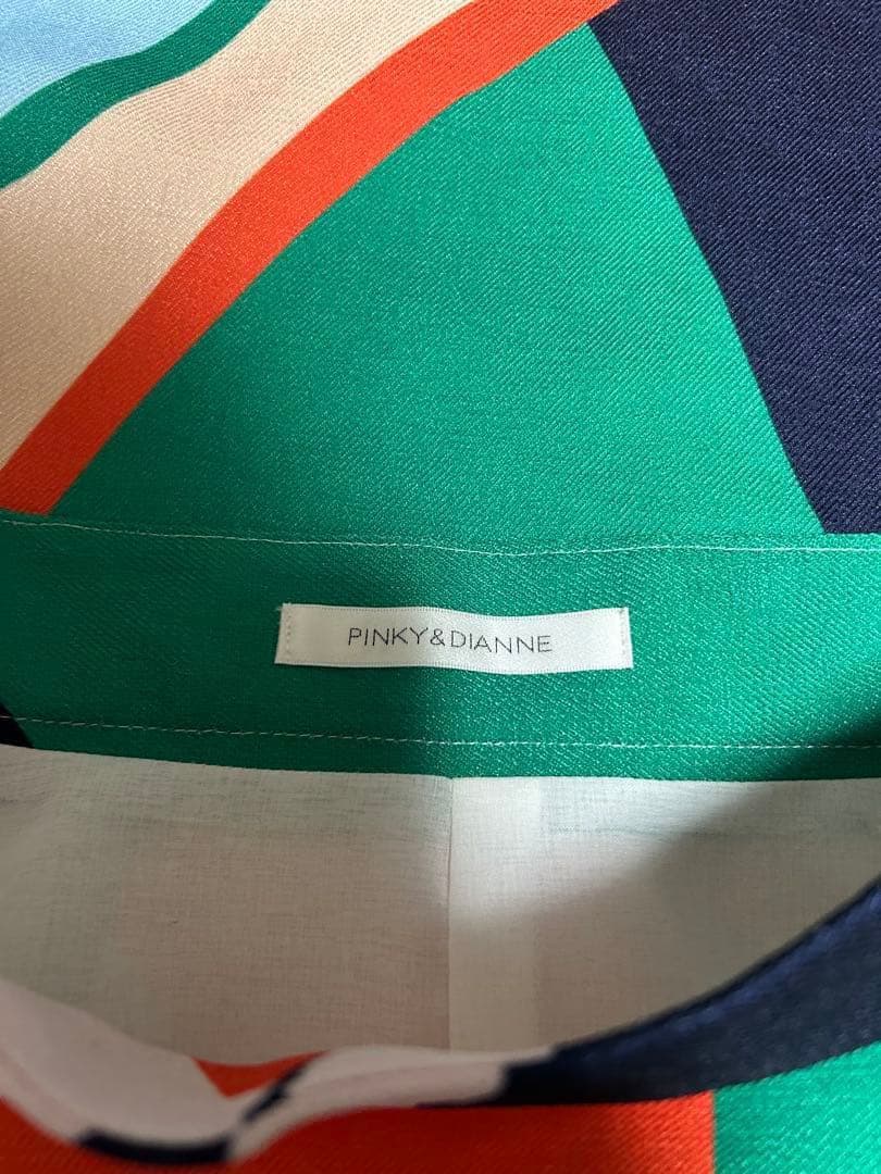 美品✨ピンキー＆ダイアン マルチカラープリントスカート サイズ34
