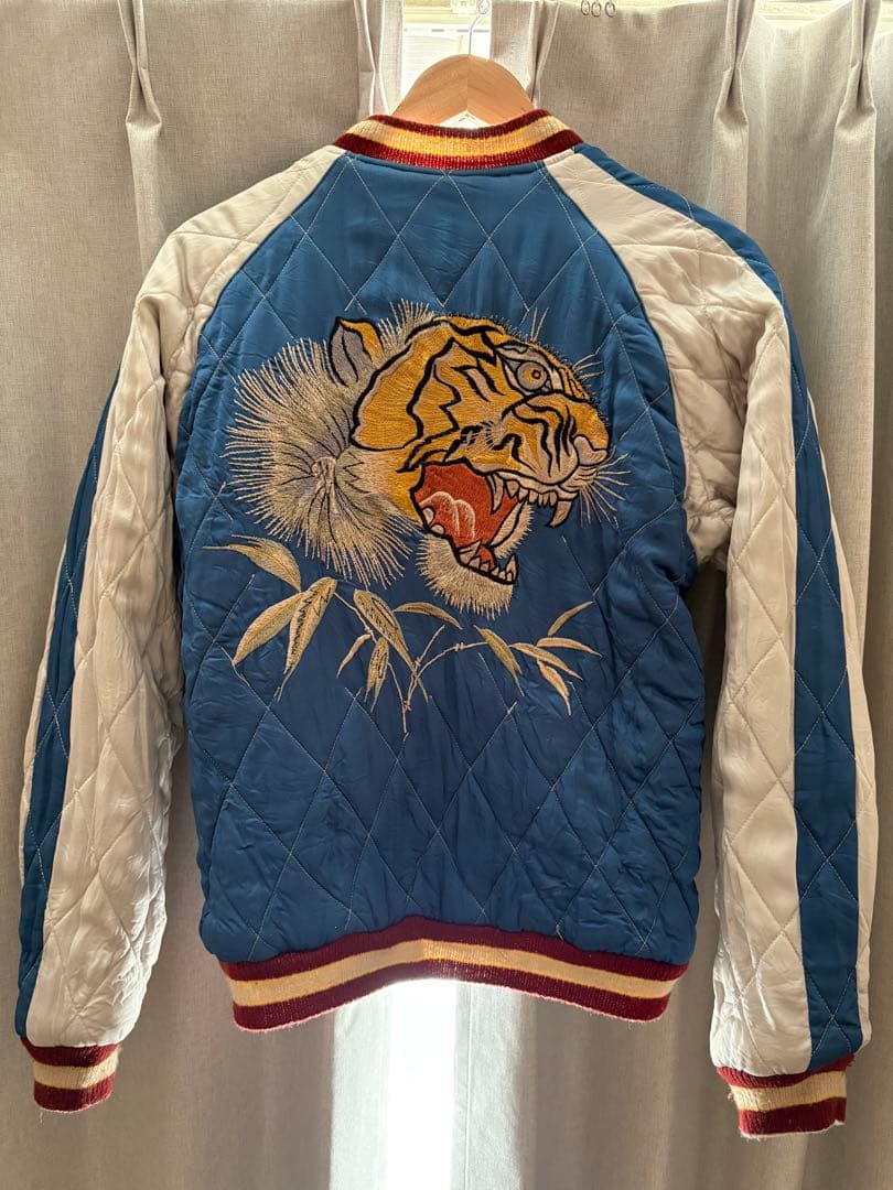 港商 中サイズ！沖縄刺繍スカジャン 東洋エンタープライズ - メルカリ