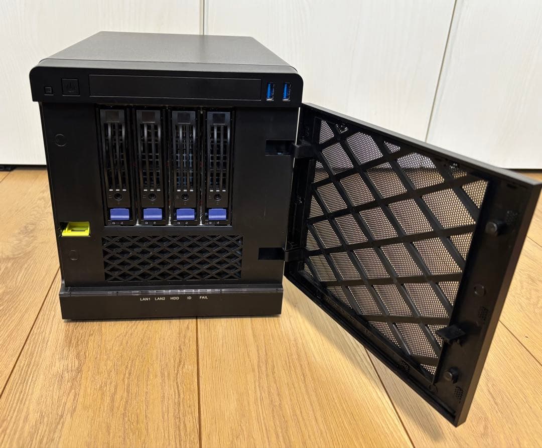 PCケース Mini-ITX HDD4ベイ NAS向き M/B 電源付 - メルカリ