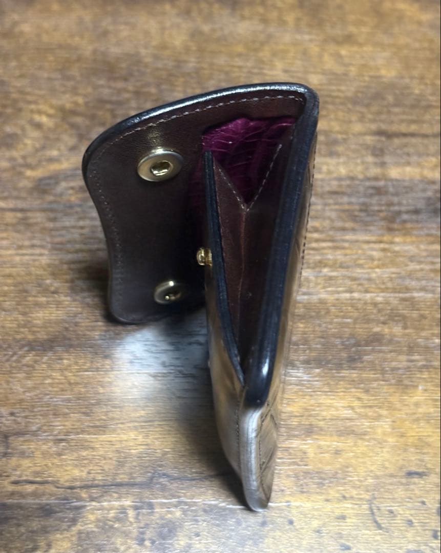 大幅値下げ WILDSWANS TONGUE CROCODILE CHO - メルカリ