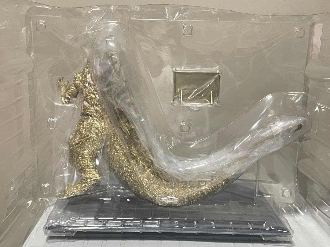 SOFVICS ゴジラ(2023) ゴールドカラーVer. 「ゴジラ-1.0」