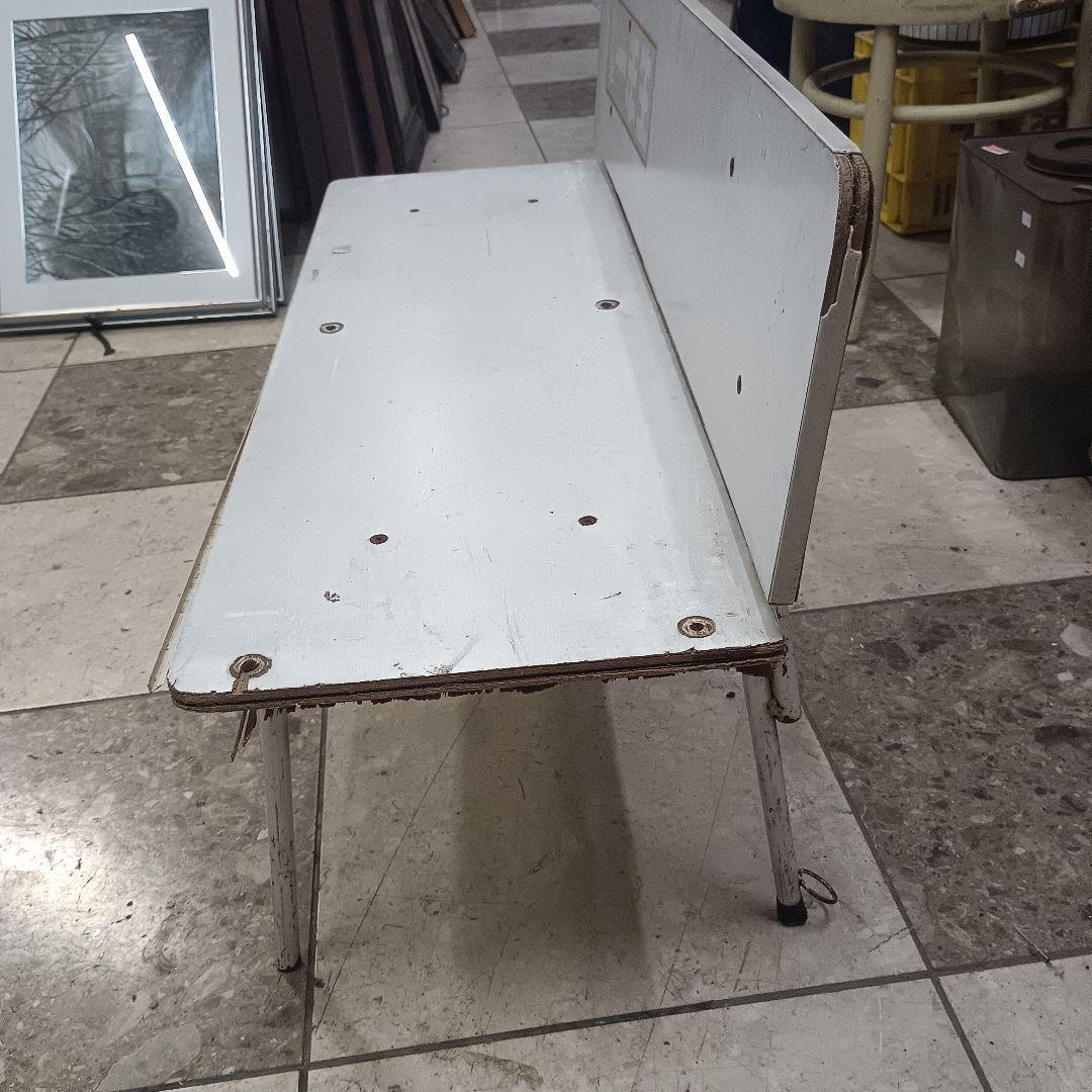 ４３００）小学館　小学一年生　ベンチ　店頭設置品？