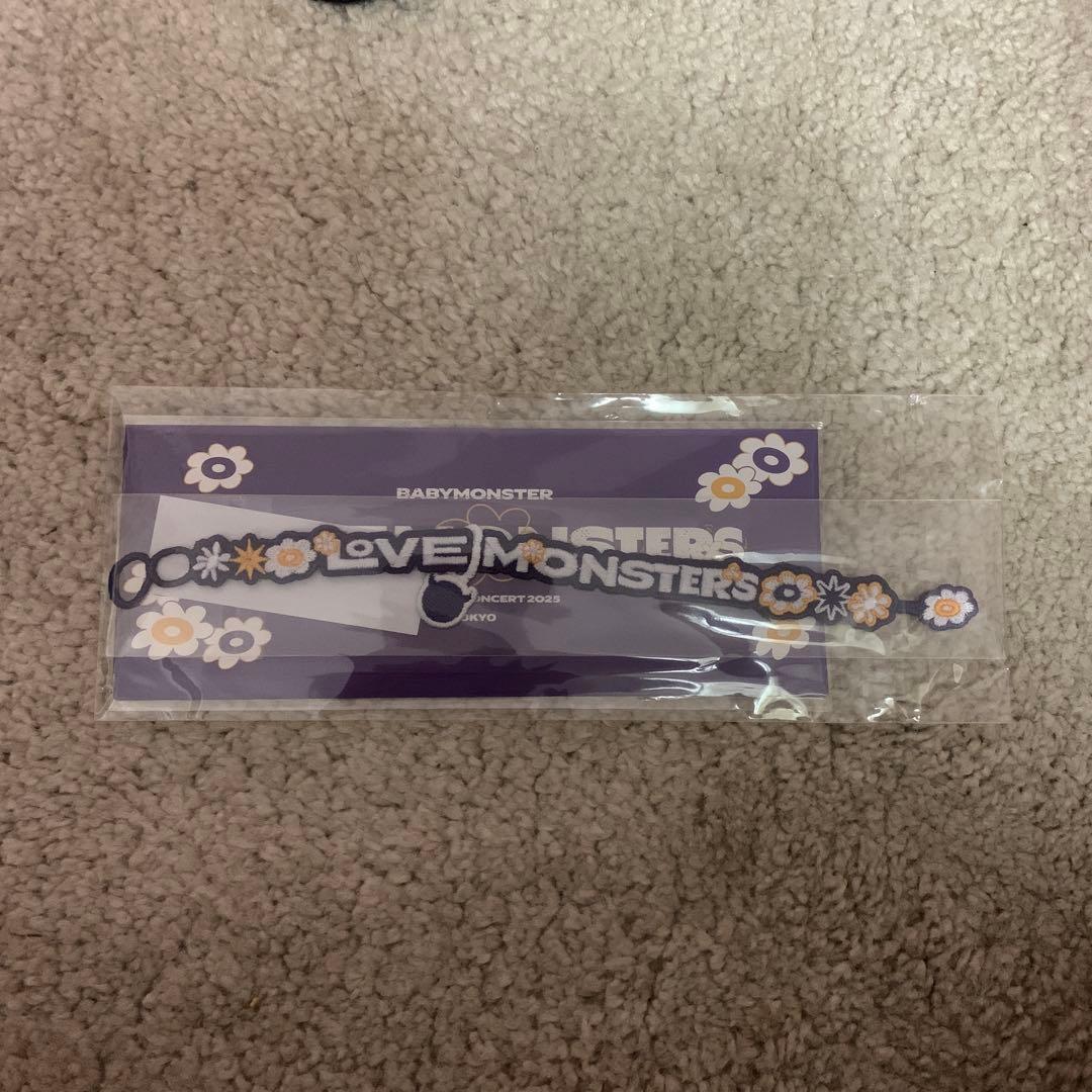 BABYMONSTER ベビモン LOVEMONSTERS S席 特典 ミサンガ - メルカリ
