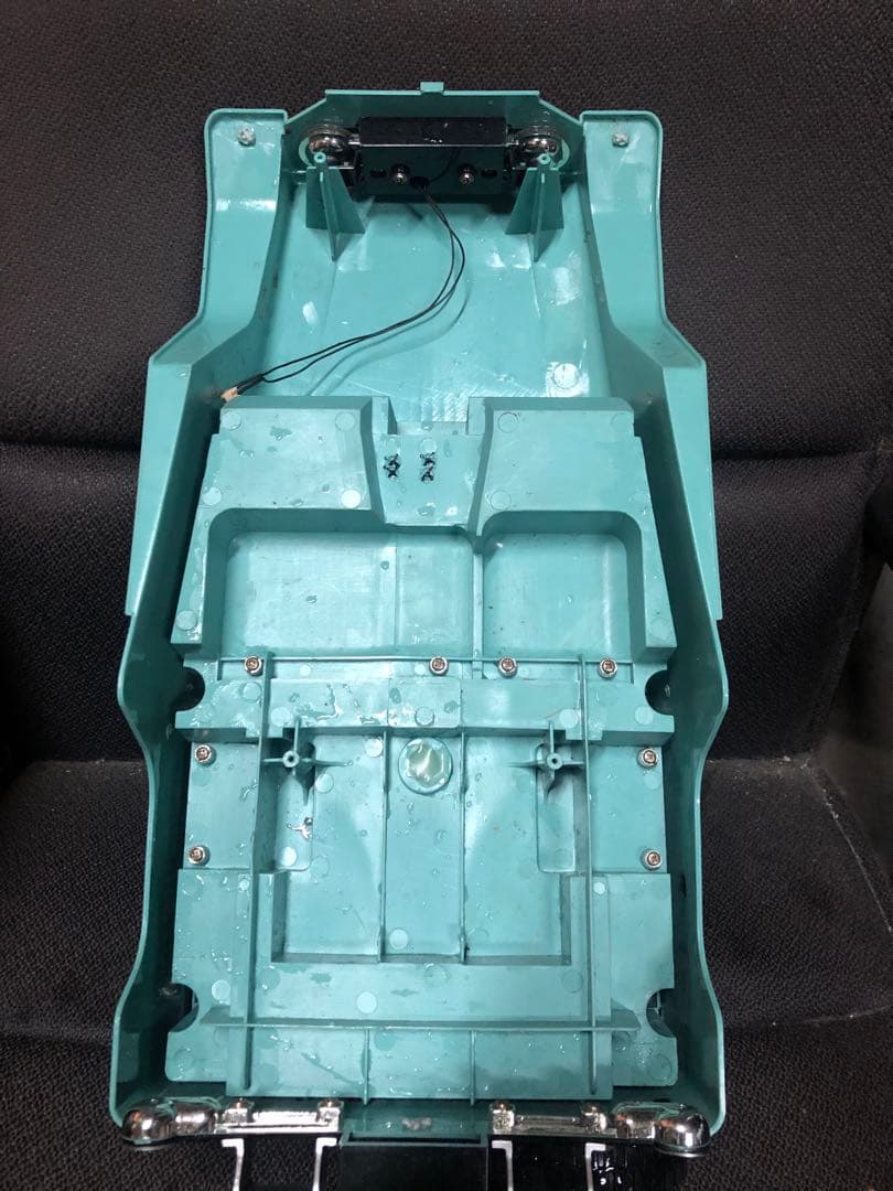 アオシマトヨタ ランドクルーザー ラジコンボディ