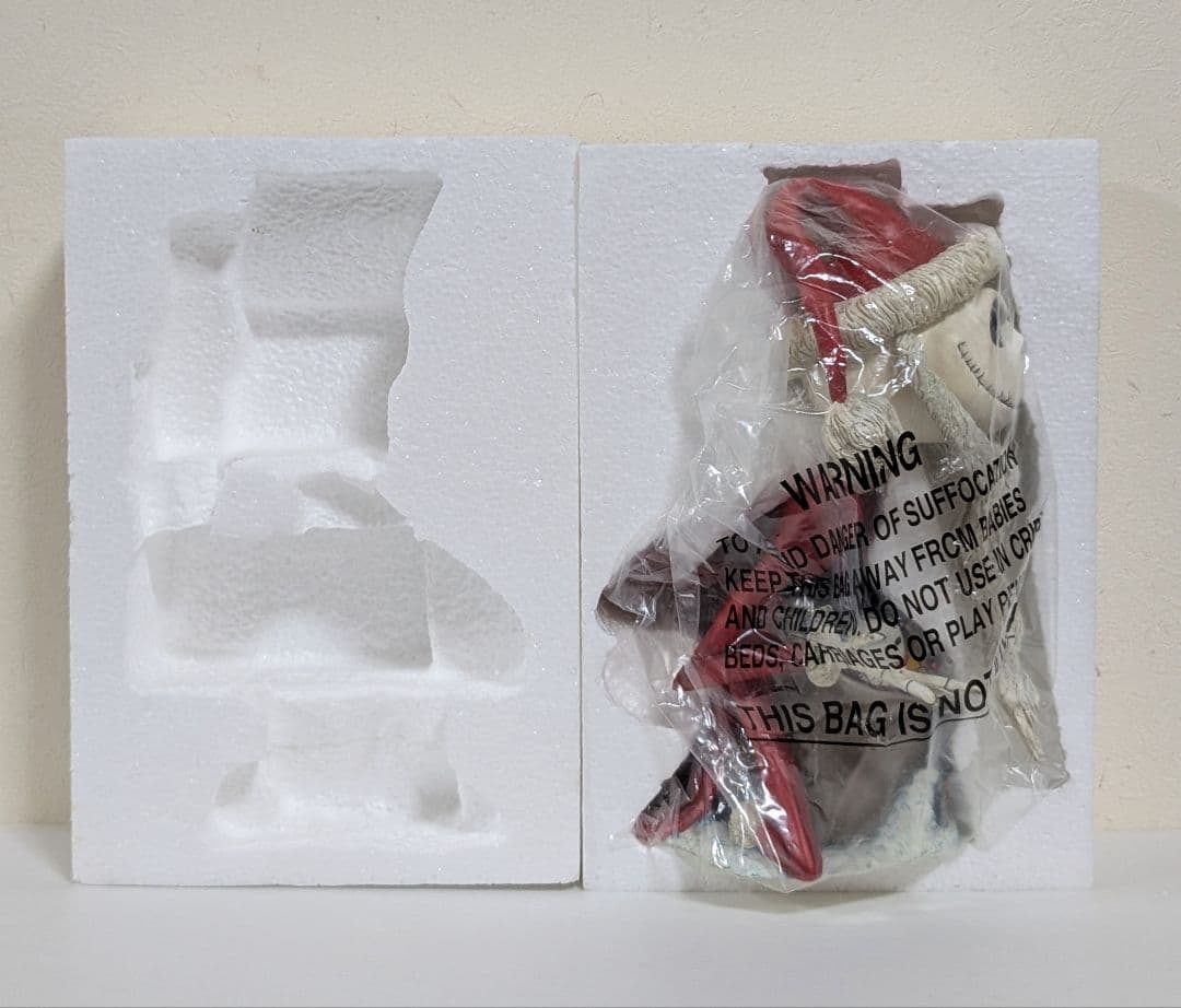 NECA社　ナイトメアー・ビフォア・クリスマス　サンタジャック　ヘッドノッカー