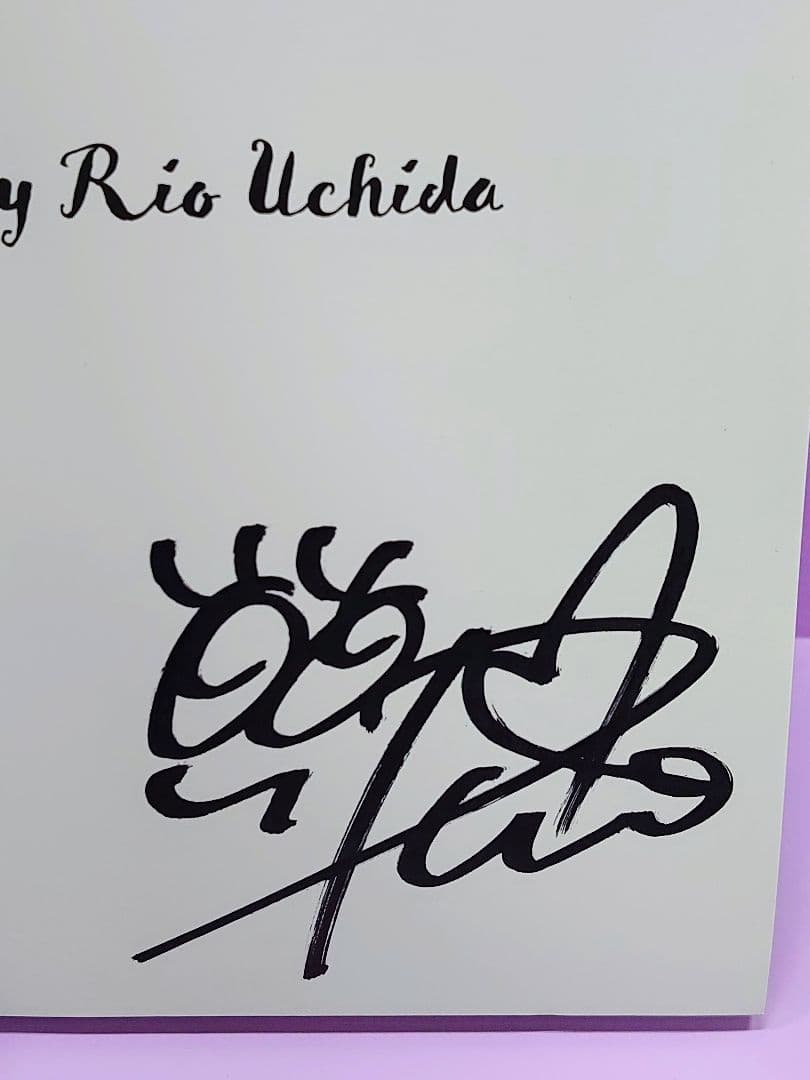 初版 直筆サイン入り 内田理央写真集「だーりおのいっしゅうかん