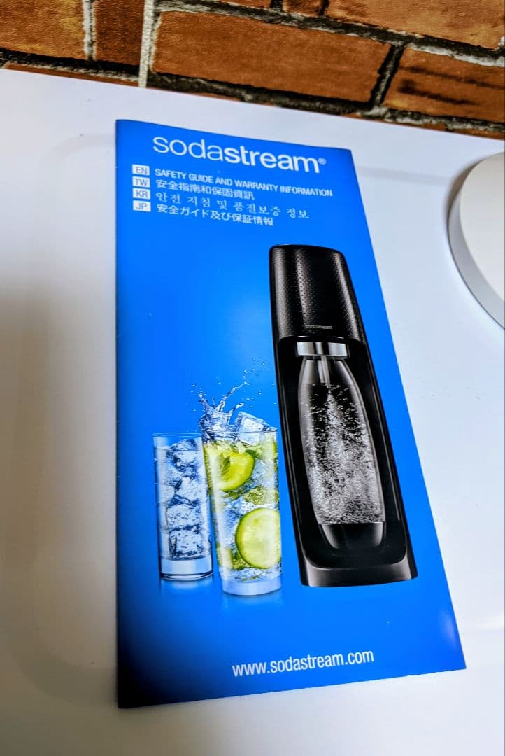 ✨SodaStream Genesis v2 ✨ソーダストリーム炭酸水メーカー✨ - メルカリ