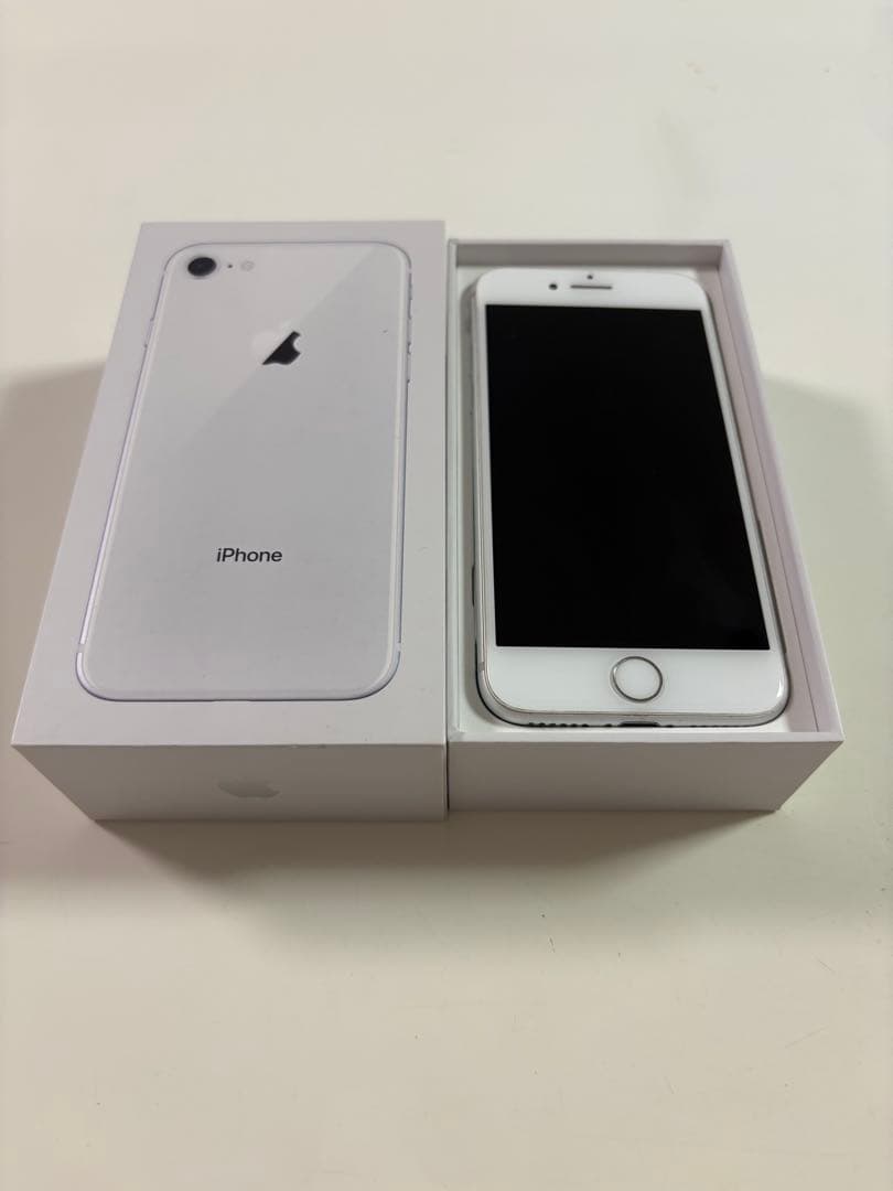 Apple iPhone 8 シルバー 本体のみ 箱付き Apple iPhone 8 Silver BOX ONLY | eBay