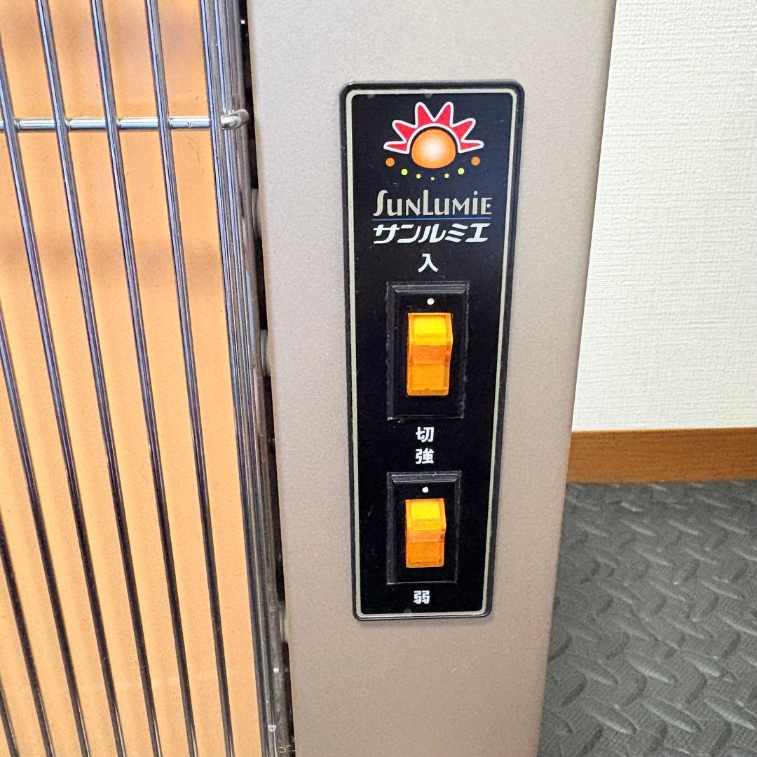 サンルミエ Cute E800LS 遠赤外線暖房器 2022年製 - メルカリ