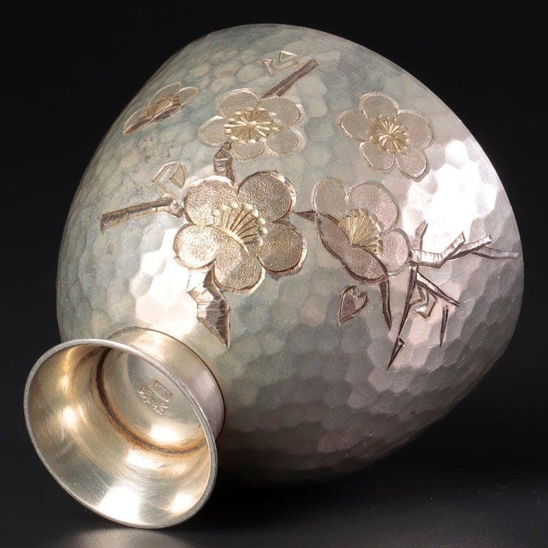 人間国宝 奥山峰石 純銀 ぐい呑 紅白梅 台付 銀製 グラス silver 杯