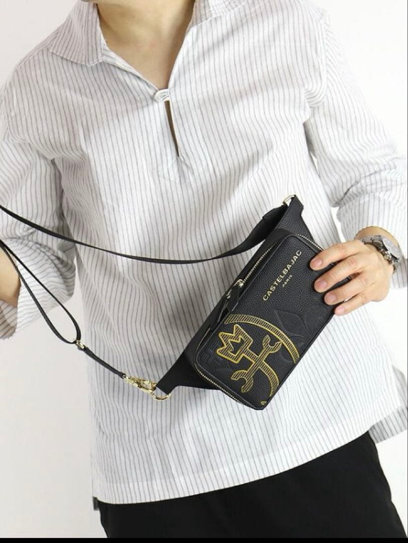 《極美品》castelbajac カステルパジャックボディバッグ　ワンショルダー