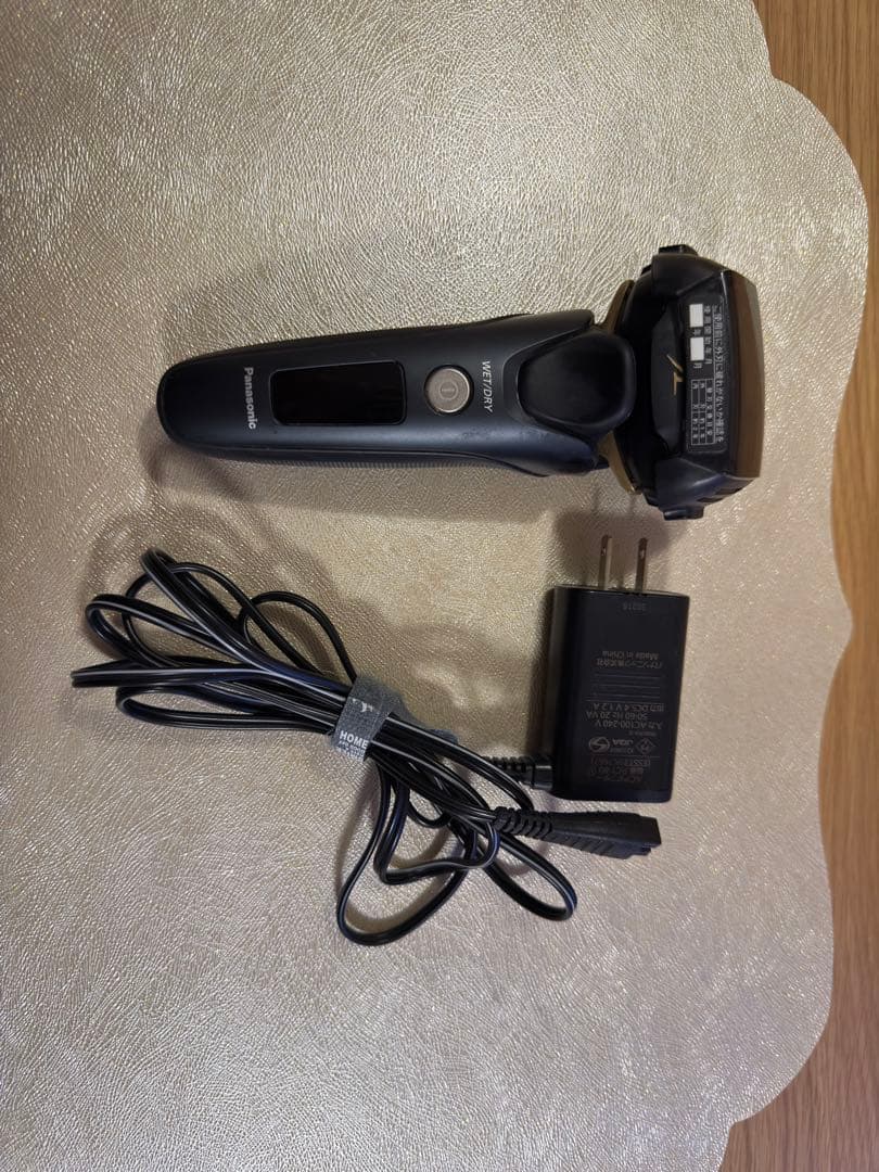 U*★様 パナソニックシェーバー ラムダッシュ 5枚刃 黒 ES-NLV68-K パナソニック メンズシェーバー ラムダッシュ リニア 5枚刃 黒 ES